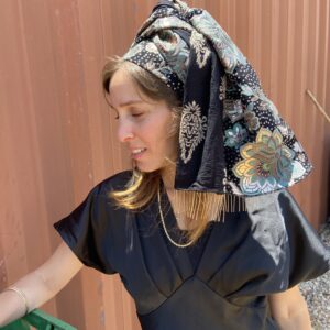 צעיף ״ טָאג׳״ (כתר)