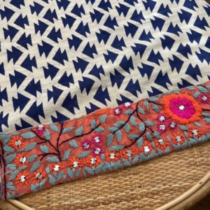 צעיף ״נוּר״ (אור) 4